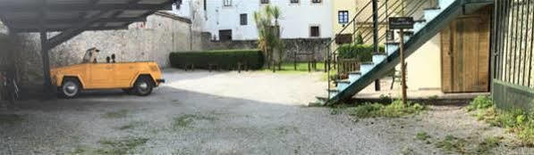 Apartamentos Cuevas Del Mar ヌエバ・デ・リャネス エクステリア 写真