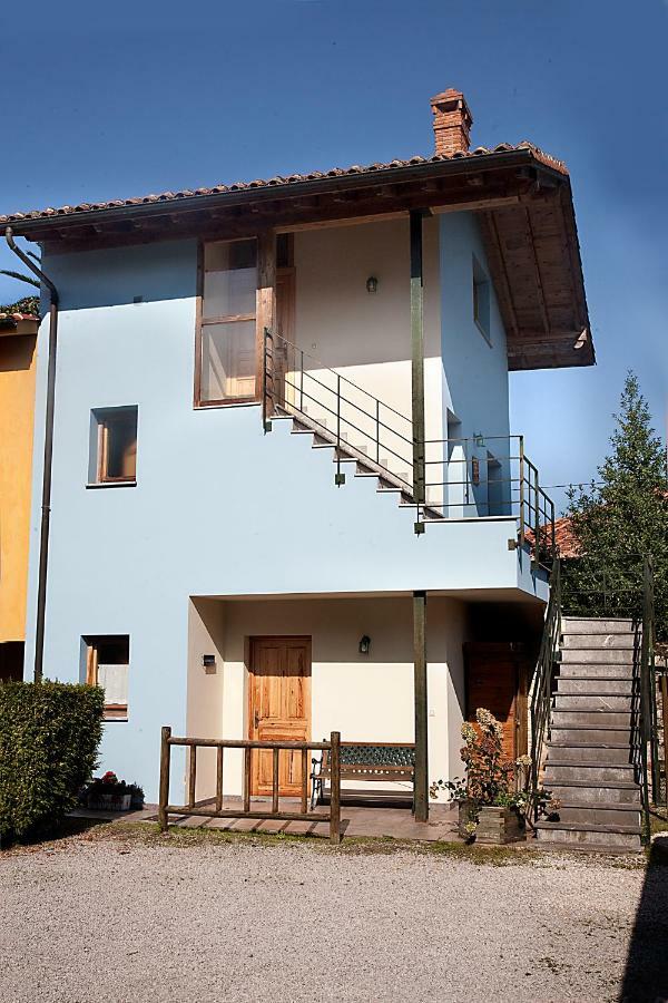 Apartamentos Cuevas Del Mar ヌエバ・デ・リャネス エクステリア 写真