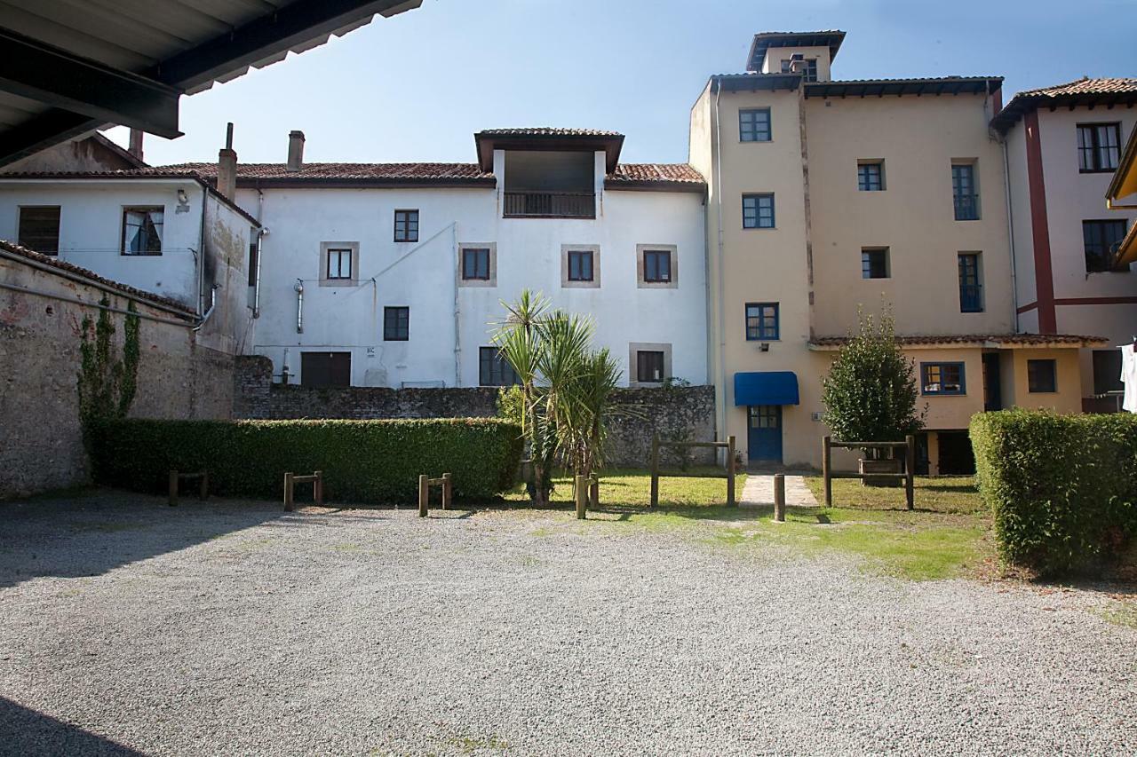 Apartamentos Cuevas Del Mar ヌエバ・デ・リャネス エクステリア 写真